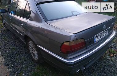 Седан BMW 7 Series 1996 в Ровно