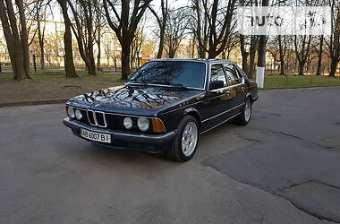 Седан BMW 7 Series 1985 в Виннице