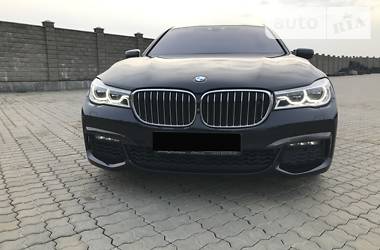 Седан BMW 7 Series 2015 в Одессе