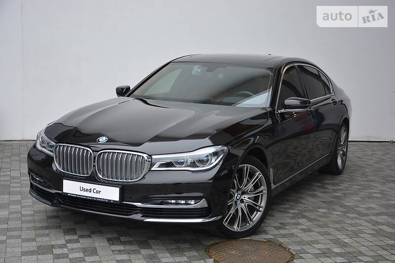 Седан BMW 7 Series 2016 в Киеве