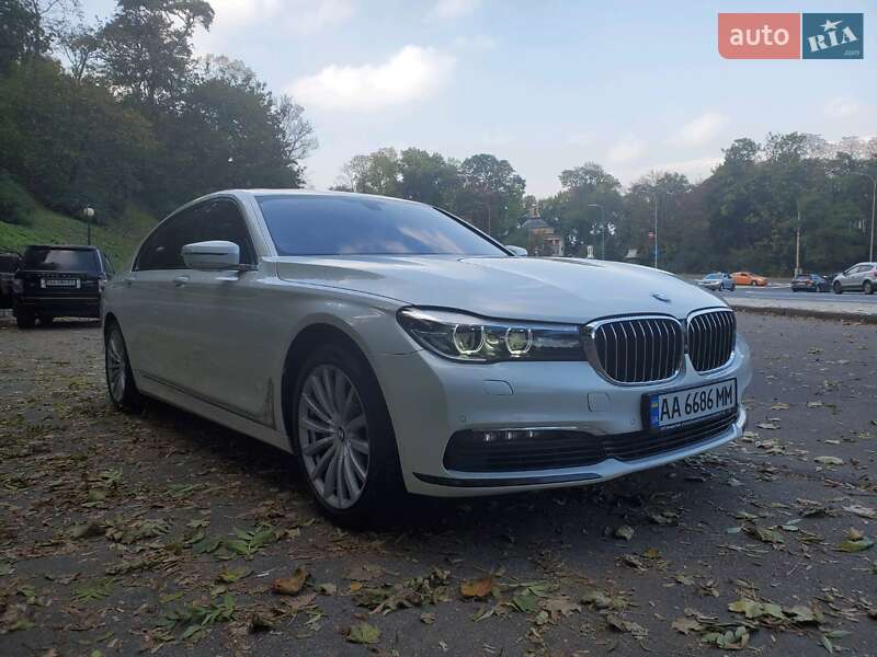 Седан BMW 7 Series 2015 в Києві
