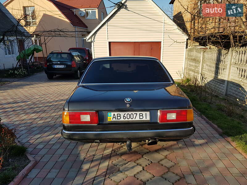 Седан BMW 7 Series 1985 в Виннице фото 25 Седан BMW 7 Series 1985 в Виннице