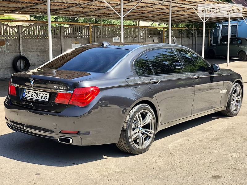 Седан BMW 7 Series 2008 в Днепре