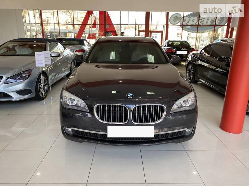 Седан BMW 7 Series 2010 в Одесі