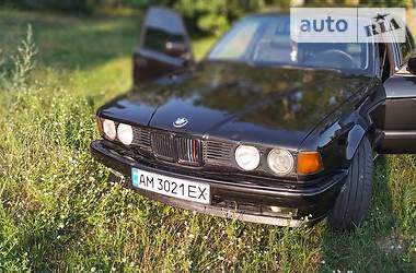 Седан BMW 7 Series 1990 в Малине