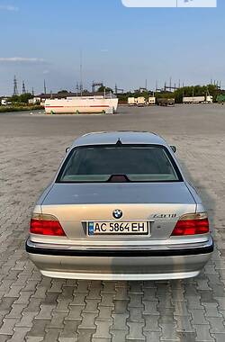 Седан BMW 7 Series 2001 в Луцке