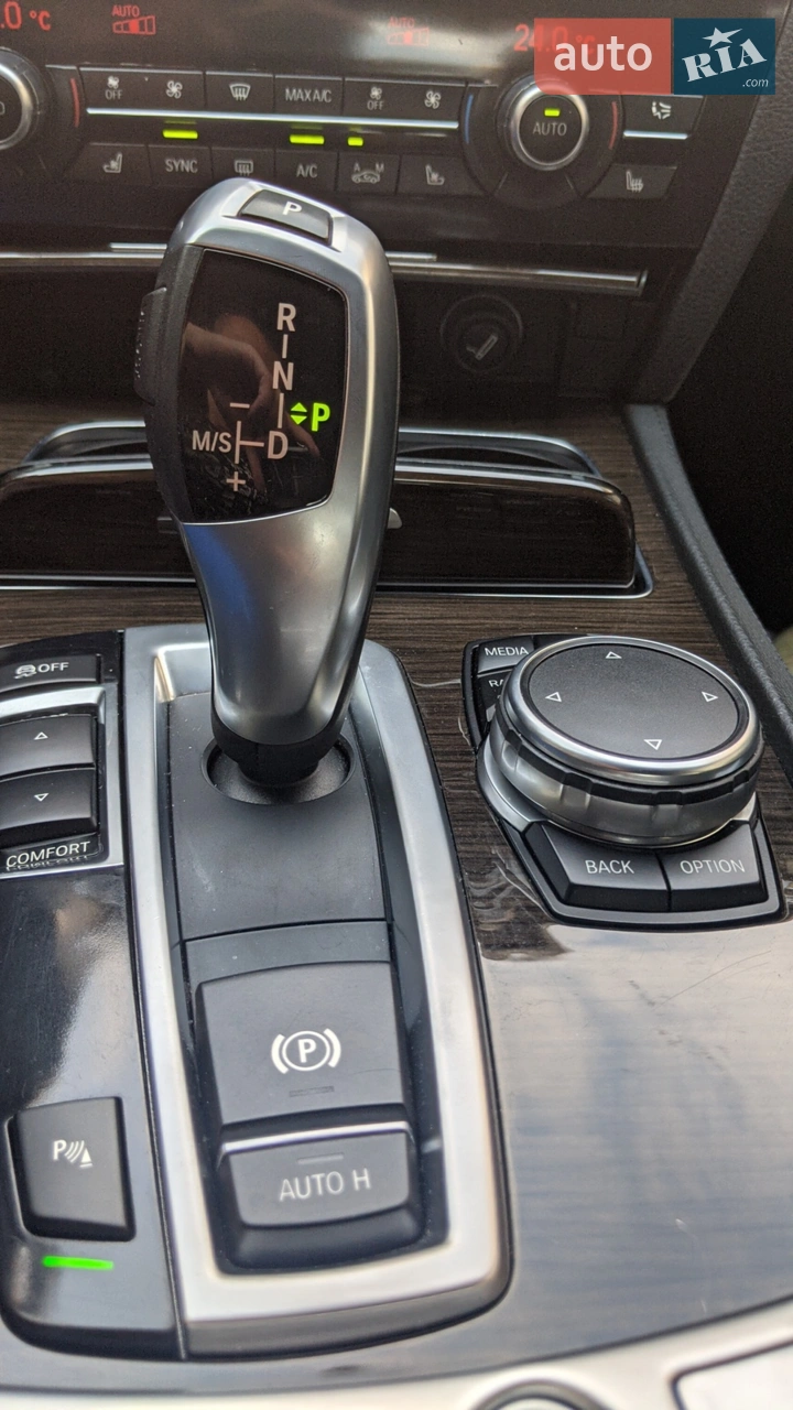 2015 BMW 7er - мініатюра 32