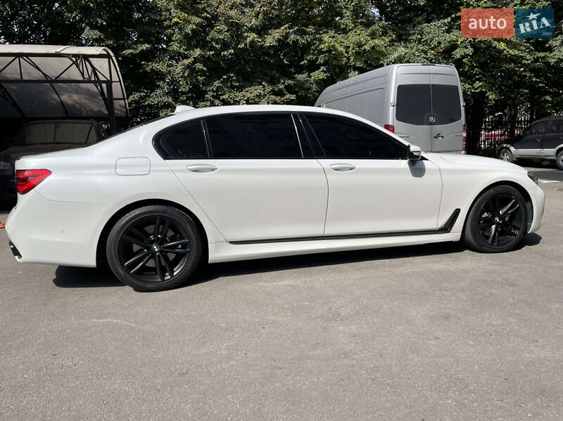 Седан BMW 7 Series 2016 в Ужгороде фото 2 Седан BMW 7 Series 2016 в Ужгороде