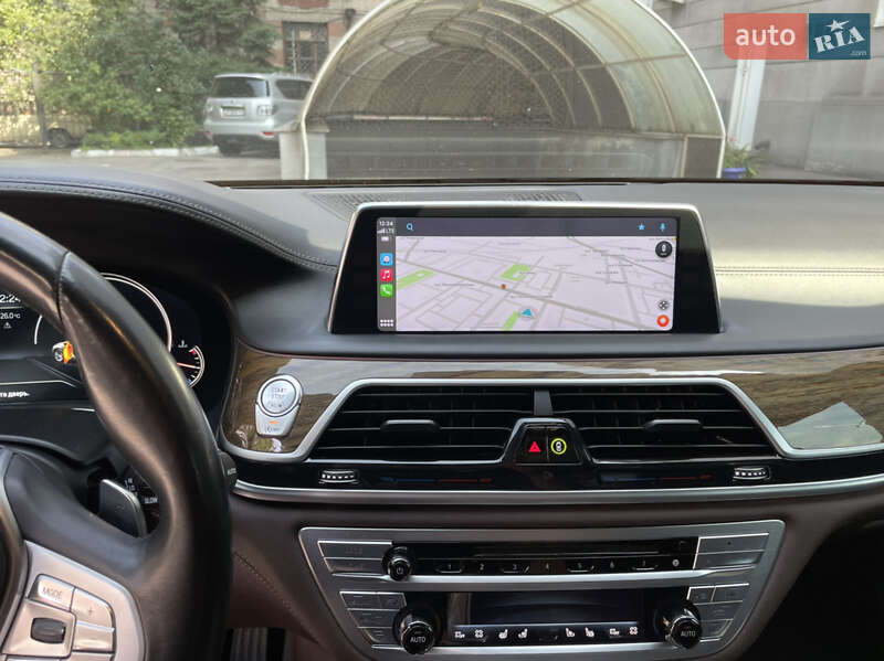 Седан BMW 7 Series 2016 в Ужгороде фото 19 Седан BMW 7 Series 2016 в Ужгороде