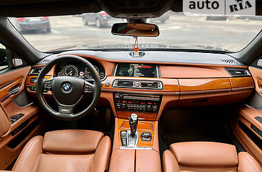 Седан BMW 7 Series 2012 в Києві