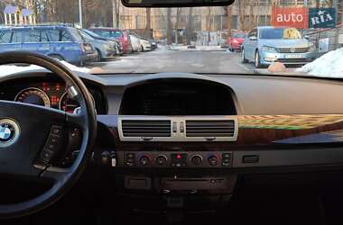 Седан BMW 7 Series 2002 в Ужгороде