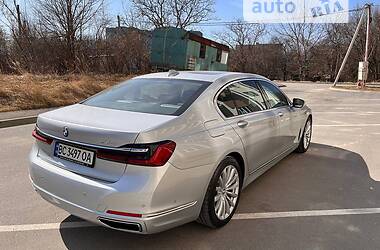 Седан BMW 7 Series 2020 в Львове