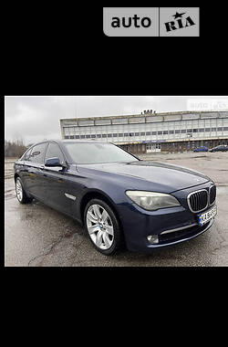 Седан BMW 7 Series 2010 в Кропивницком