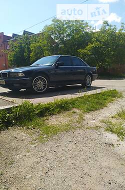 Седан BMW 7 Series 1999 в Казатине