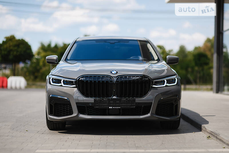 Седан BMW 7 Series 2021 в Ужгороде