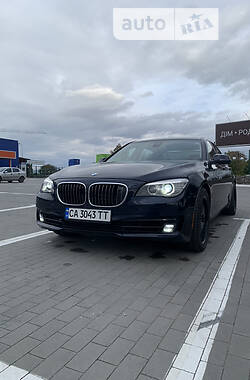 Седан BMW 7 Series 2013 в Умані