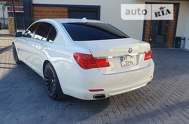 Седан BMW 7 Series 2010 в Коломые