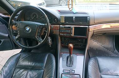 Седан BMW 7 Series 2000 в Харькове