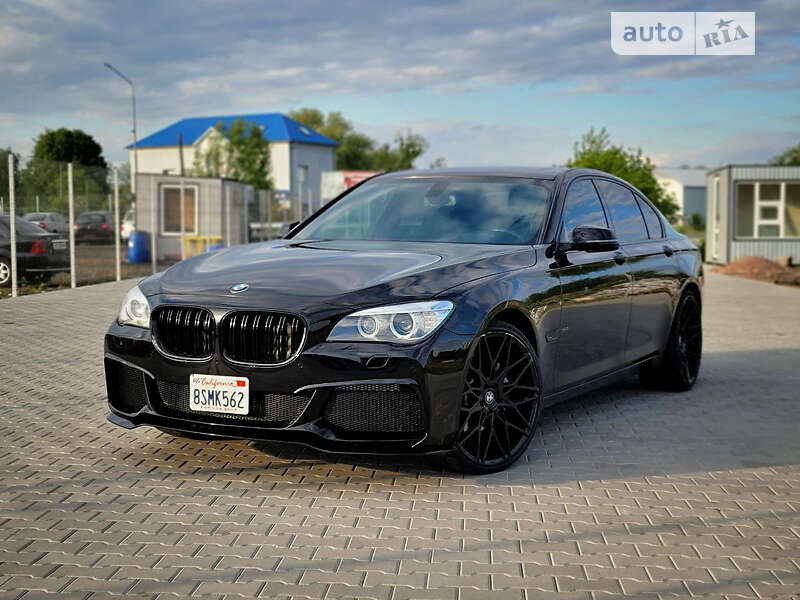Седан BMW 7 Series 2015 в Нововолынске