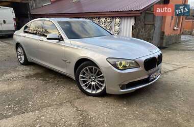 Седан BMW 7 Series 2011 в 