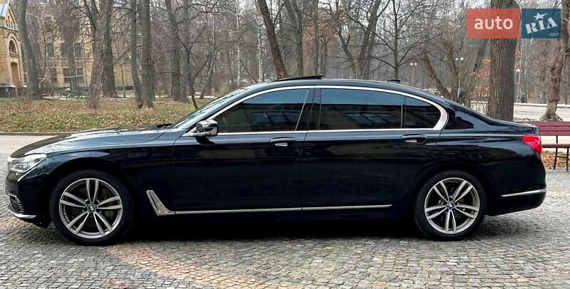 Седан BMW 7 Series 2016 в Киеве