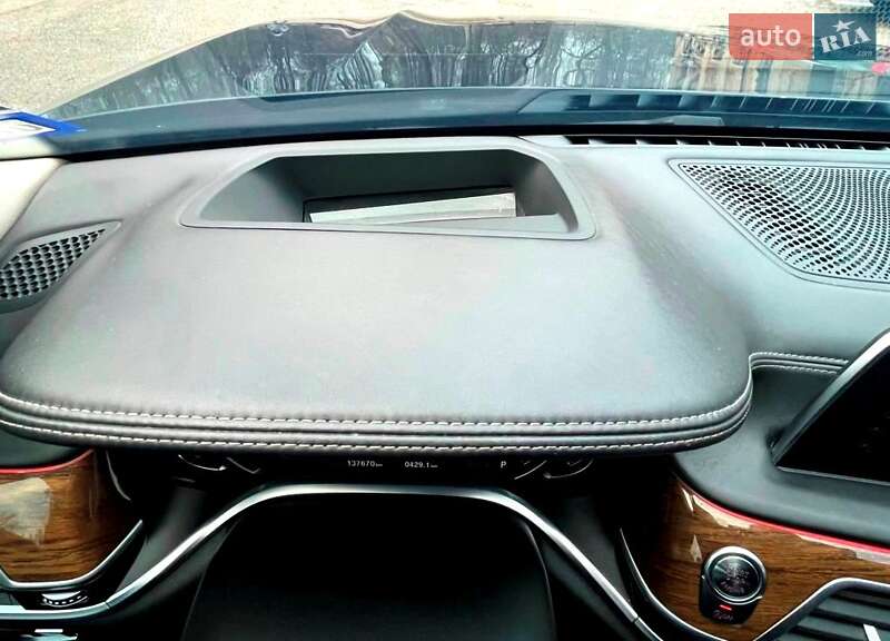 Седан BMW 7 Series 2016 в Киеве