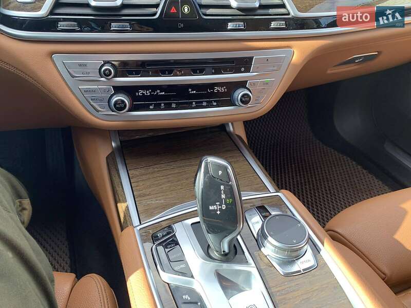 Седан BMW 7 Series 2016 в Житомире фото 10 Седан BMW 7 Series 2016 в Житомире