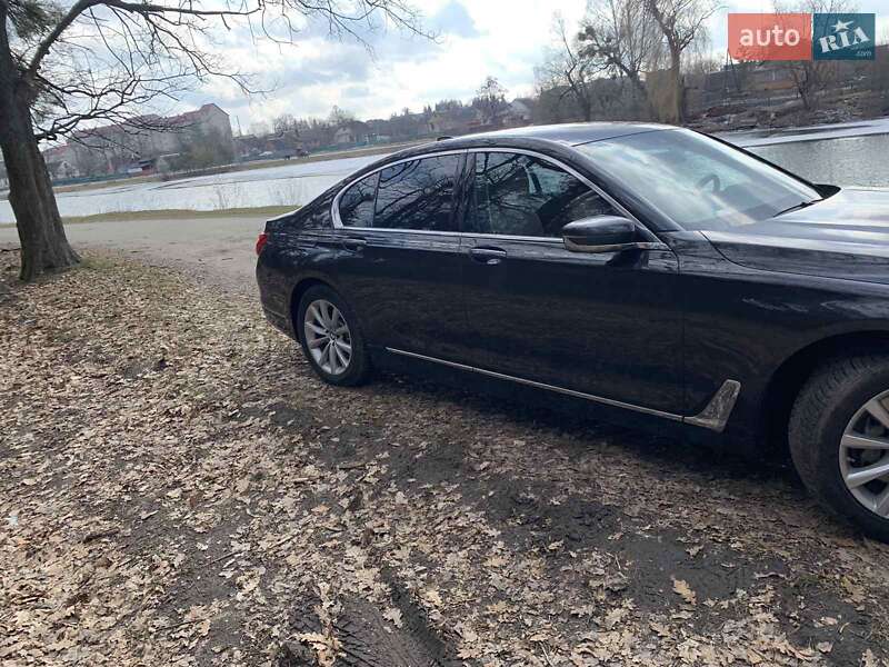 Седан BMW 7 Series 2016 в Житомире фото 16 Седан BMW 7 Series 2016 в Житомире