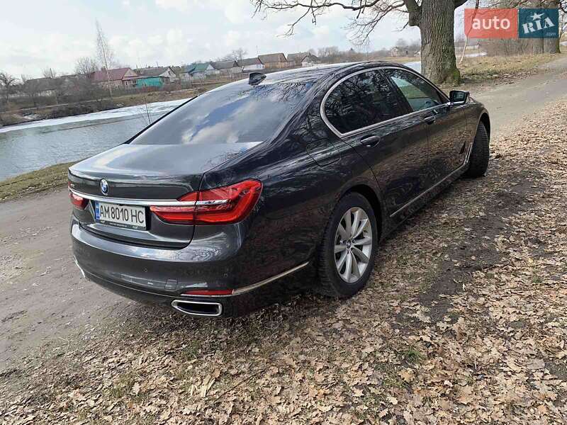 Седан BMW 7 Series 2016 в Житомире фото 24 Седан BMW 7 Series 2016 в Житомире