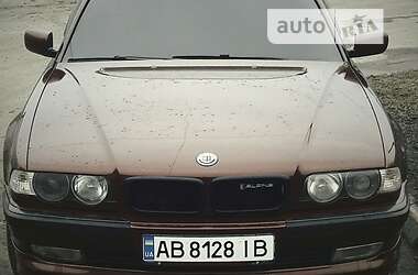 Седан BMW 7 Series 2000 в Хмельницком