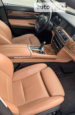 Седан BMW 7 Series 2013 в Умани