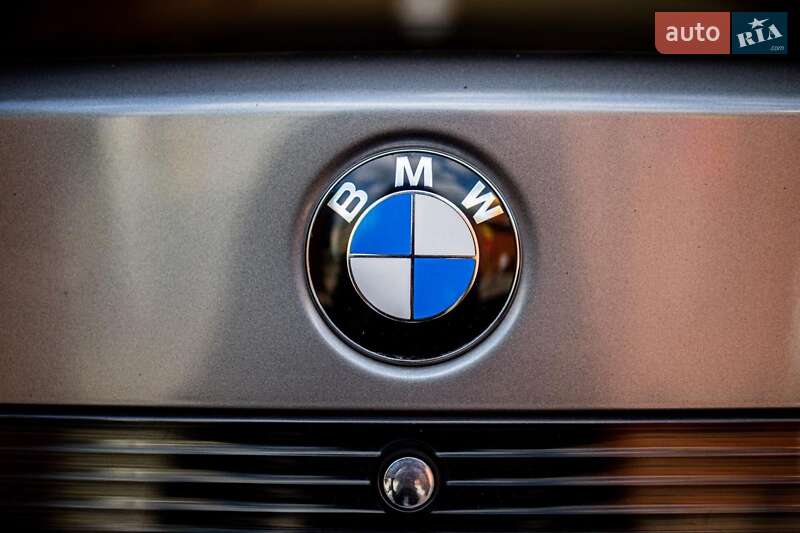 Седан BMW 7 Series 2003 в Новомосковську