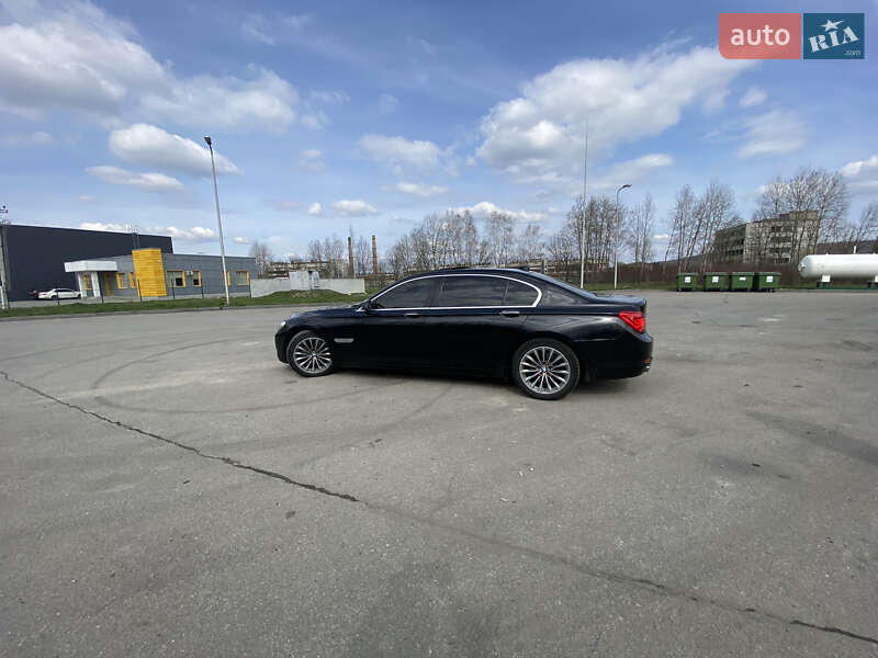 Седан BMW 7 Series 2010 в Івано-Франківську