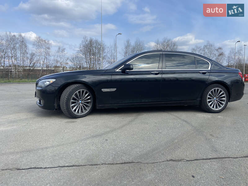Седан BMW 7 Series 2010 в Івано-Франківську