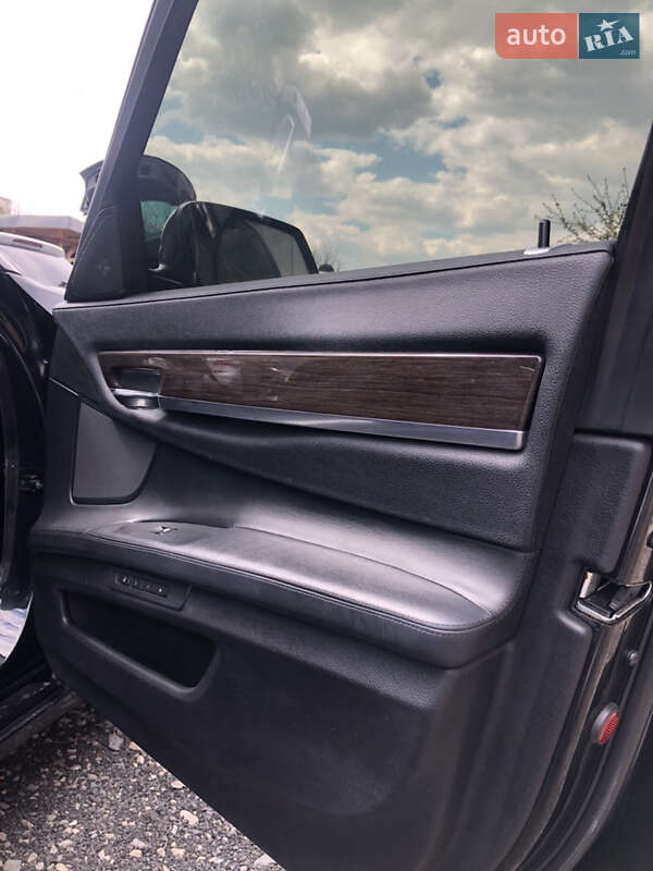 Седан BMW 7 Series 2010 в Івано-Франківську