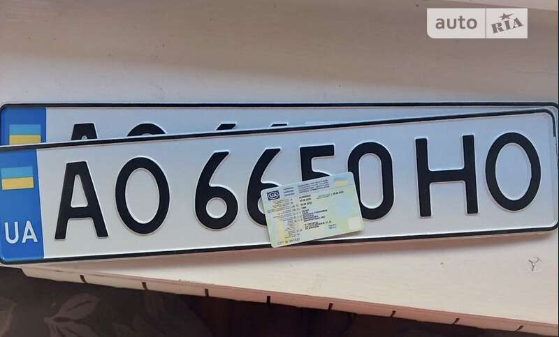 Седан BMW 7 Series 1995 в Ужгороді
