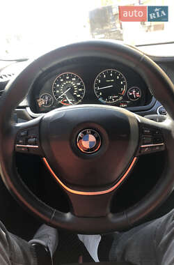 Седан BMW 7 Series 2011 в 