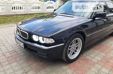 Седан BMW 7 Series 2000 в 