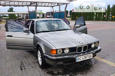 Седан BMW 7 Series 1989 в Луцке