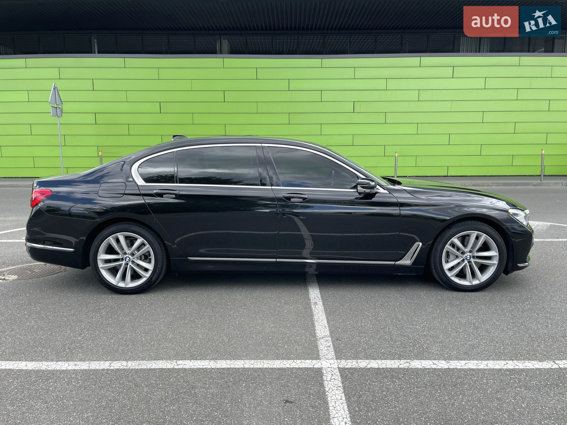 2017 BMW 7er - мініатюра 3