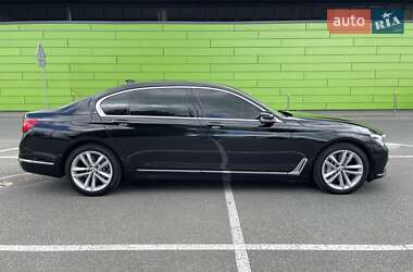 Седан BMW 7 Series 2017 в 