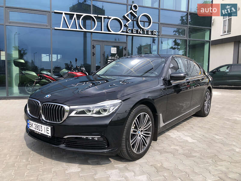 Седан BMW 7 Series 2015 в Рівному