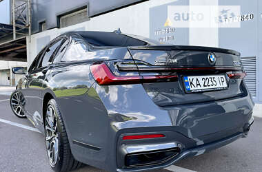Седан BMW 7 Series 2020 в 