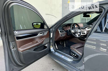 Седан BMW 7 Series 2020 в 
