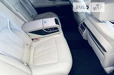 Седан BMW 7 Series 2017 в 