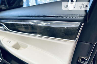 Седан BMW 7 Series 2017 в 