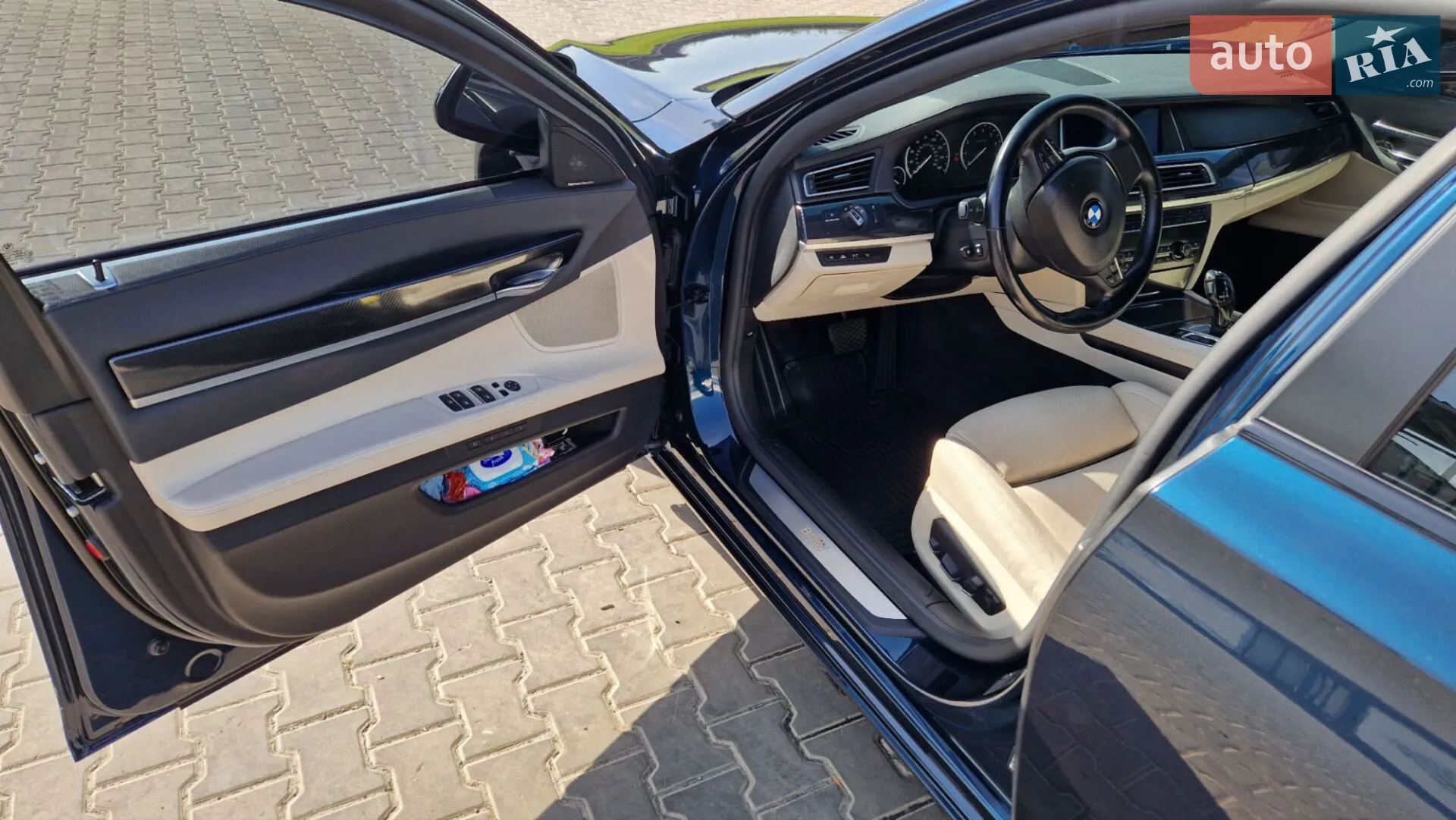2012 BMW 7er - мініатюра 18