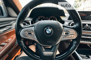 Седан BMW 7 Series 2017 в Рогатине