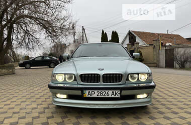 Седан BMW 7 Series 2001 в 
