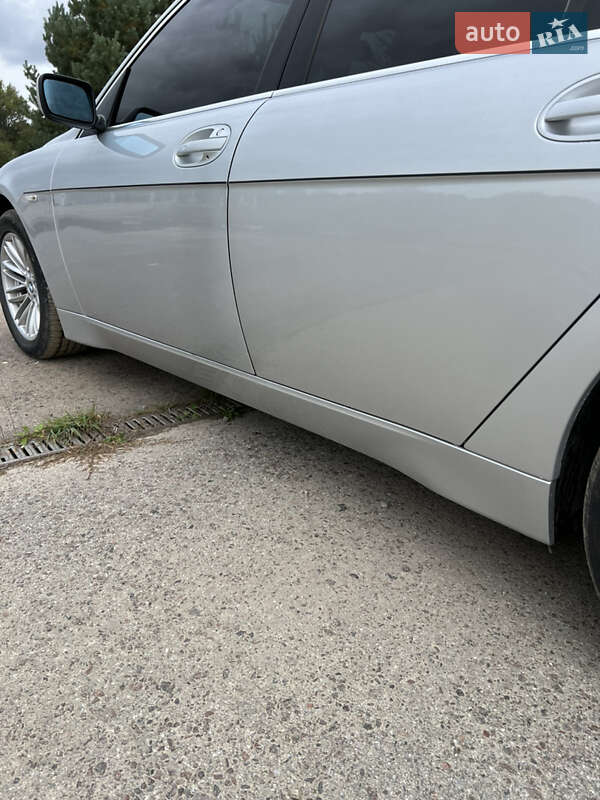 Седан BMW 7 Series 2004 в Самборі